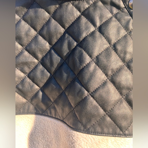 Abercrombie and Fitch asymmetrical snap up fleece small - Picture 2 of 14